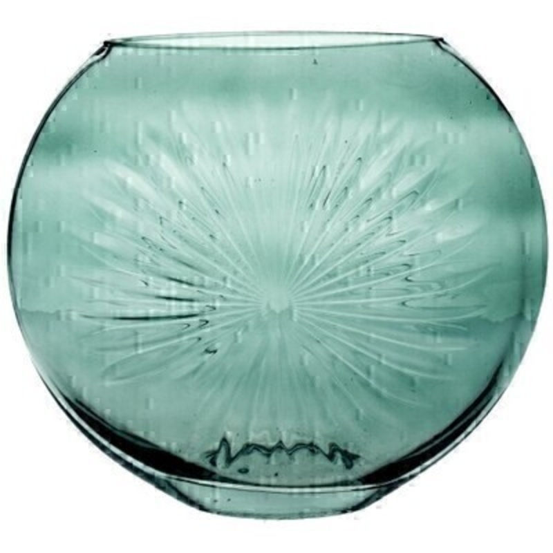 This patterned green glass disc shaped vase with daisy design is made by the London based designer Gisela Graham who designs really beautiful gifts for your home and garden. It is suitable for artifical or real flowers or would loook lovely empty to show off its design. Adding a graceful charm to any home decor. Would make an ideal gift. Matching items available.